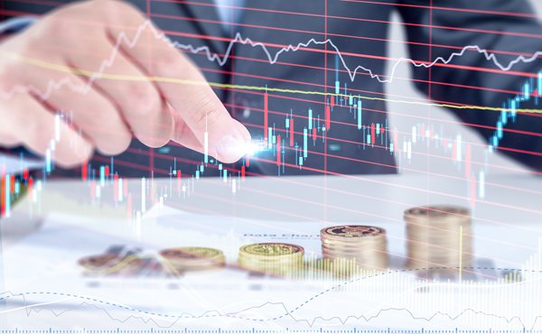 广州白云发生山体滑坡致房屋受损14人被困，已救出7人